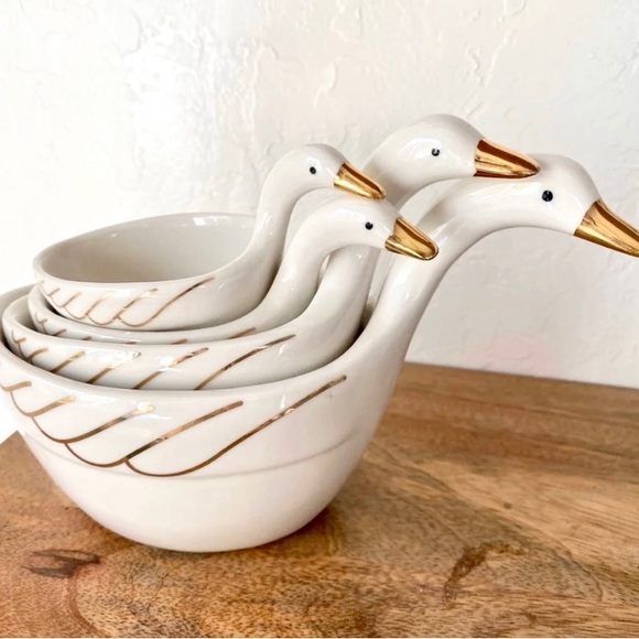 Anthropologie Kitchen Anthropologie Nesting Ducks Geese Measuring